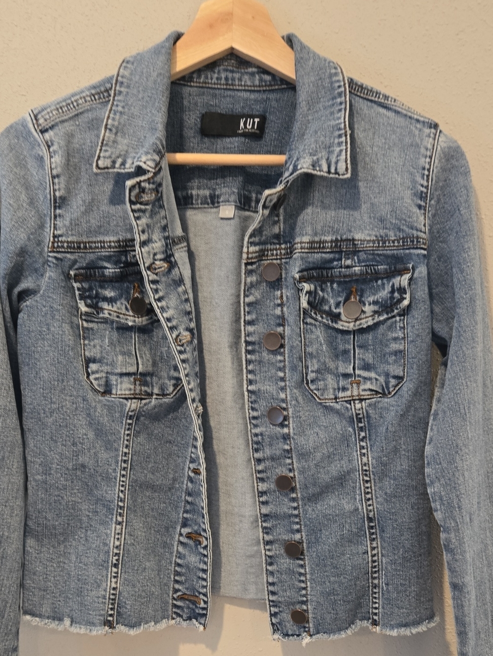Kut from the Kloth Medium Wash Denim Jacket